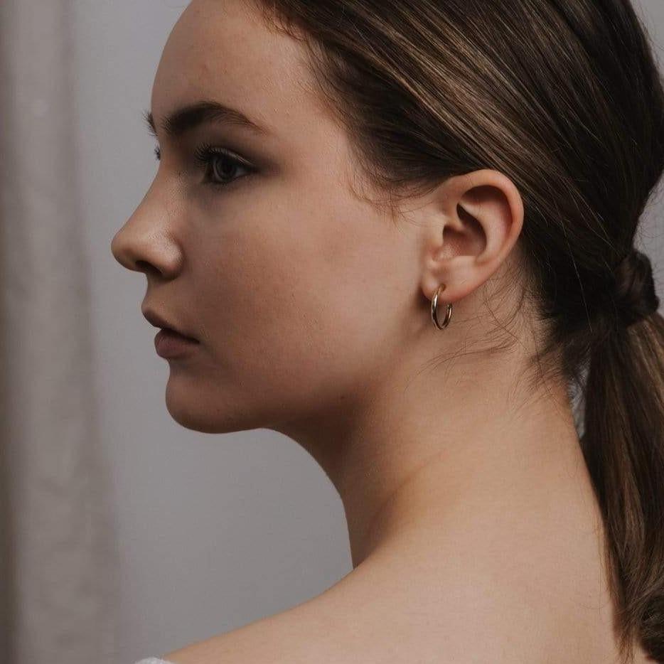 Small hoop earrings for lobe clearance