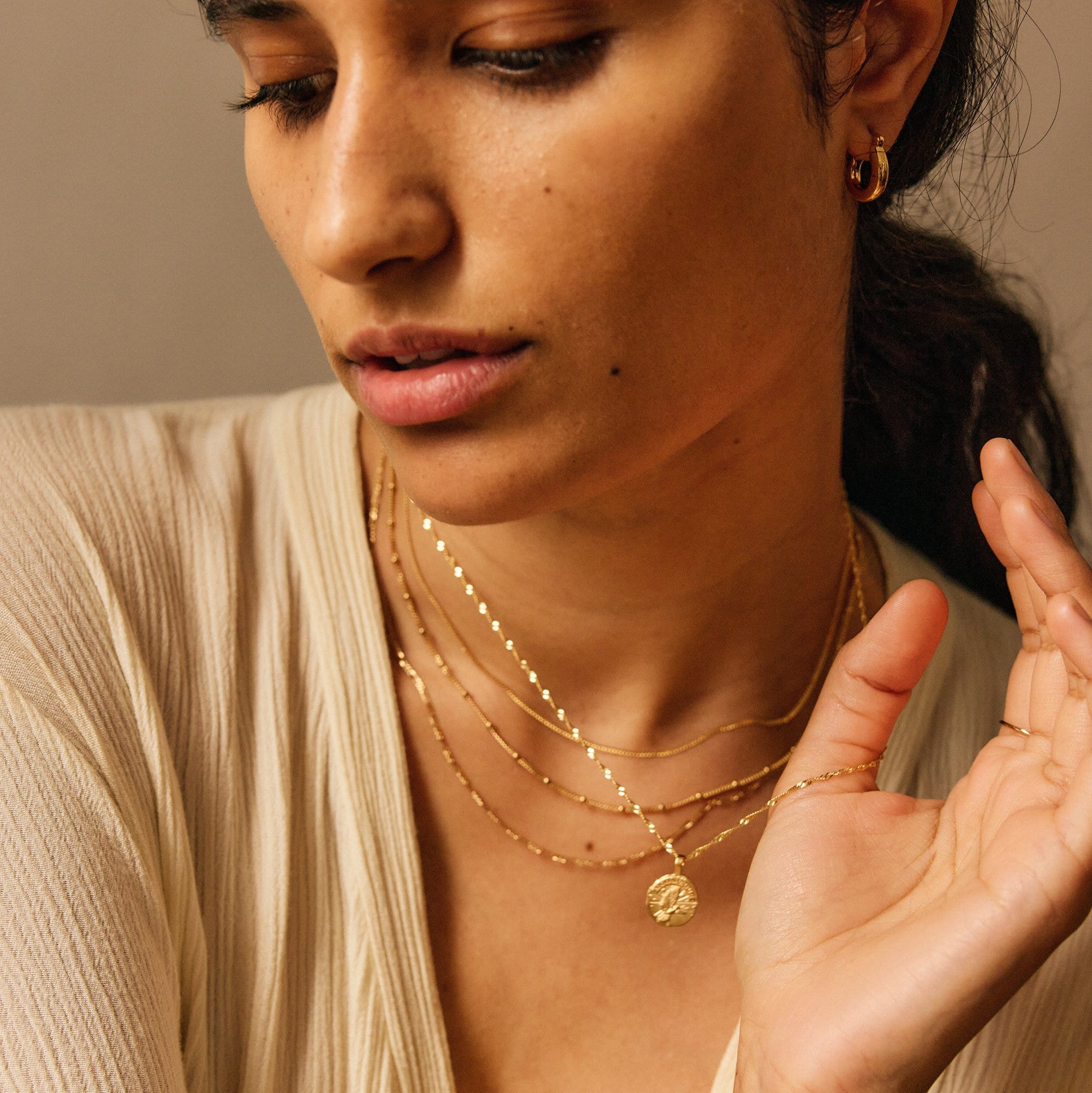 Necklace dove clearance