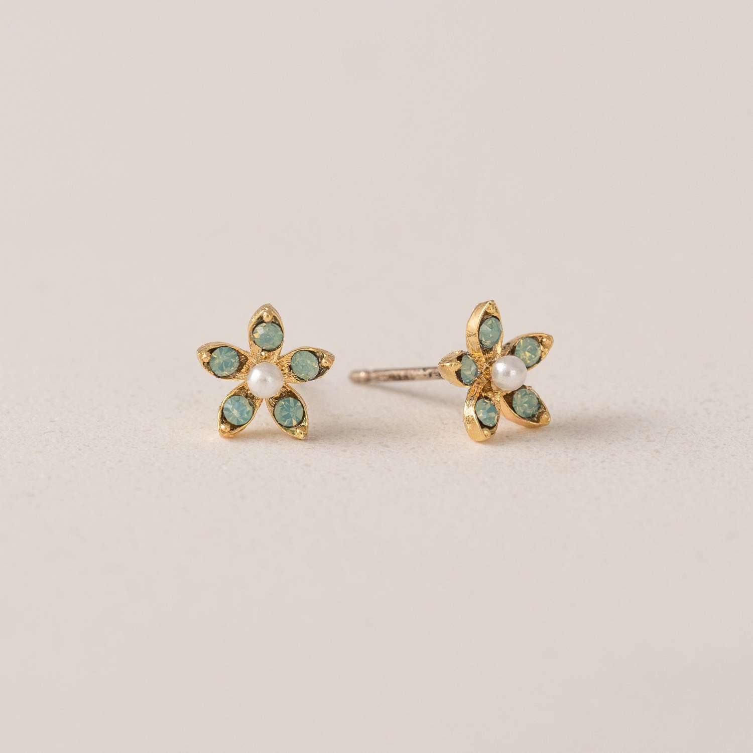 Lily Stud Earrings