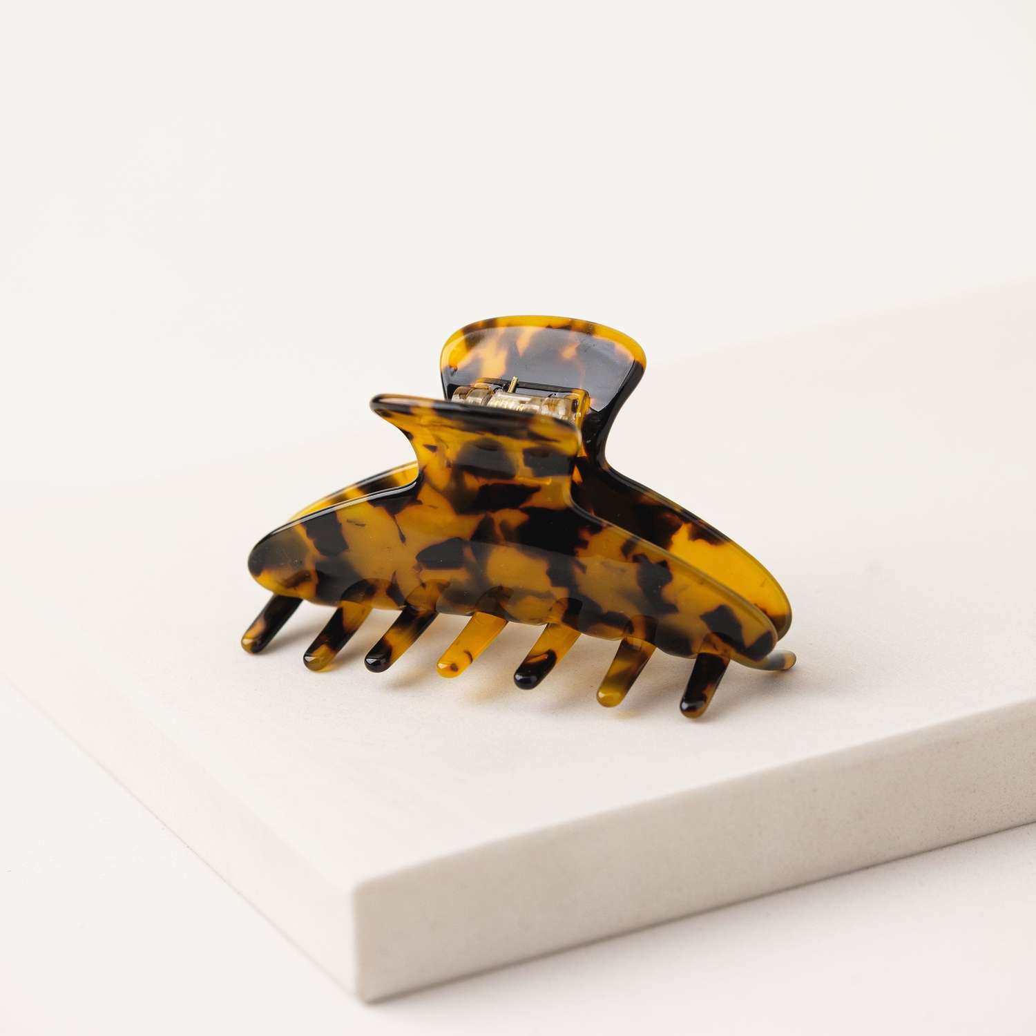 Cher 3" Claw Clip
