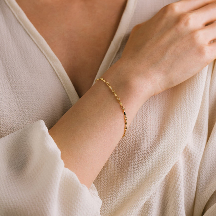 Dapped Bar Chain Gold-Filled Bracelet