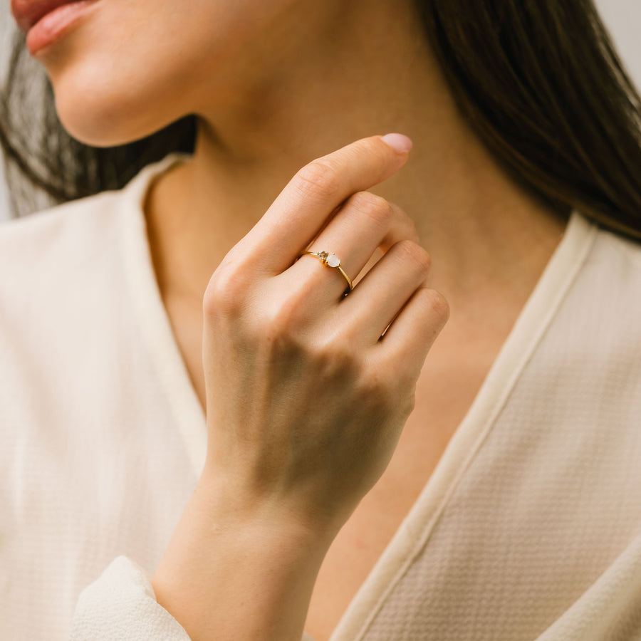 Luma Gemstone Ring Rainbow Moonstone + White Topaz