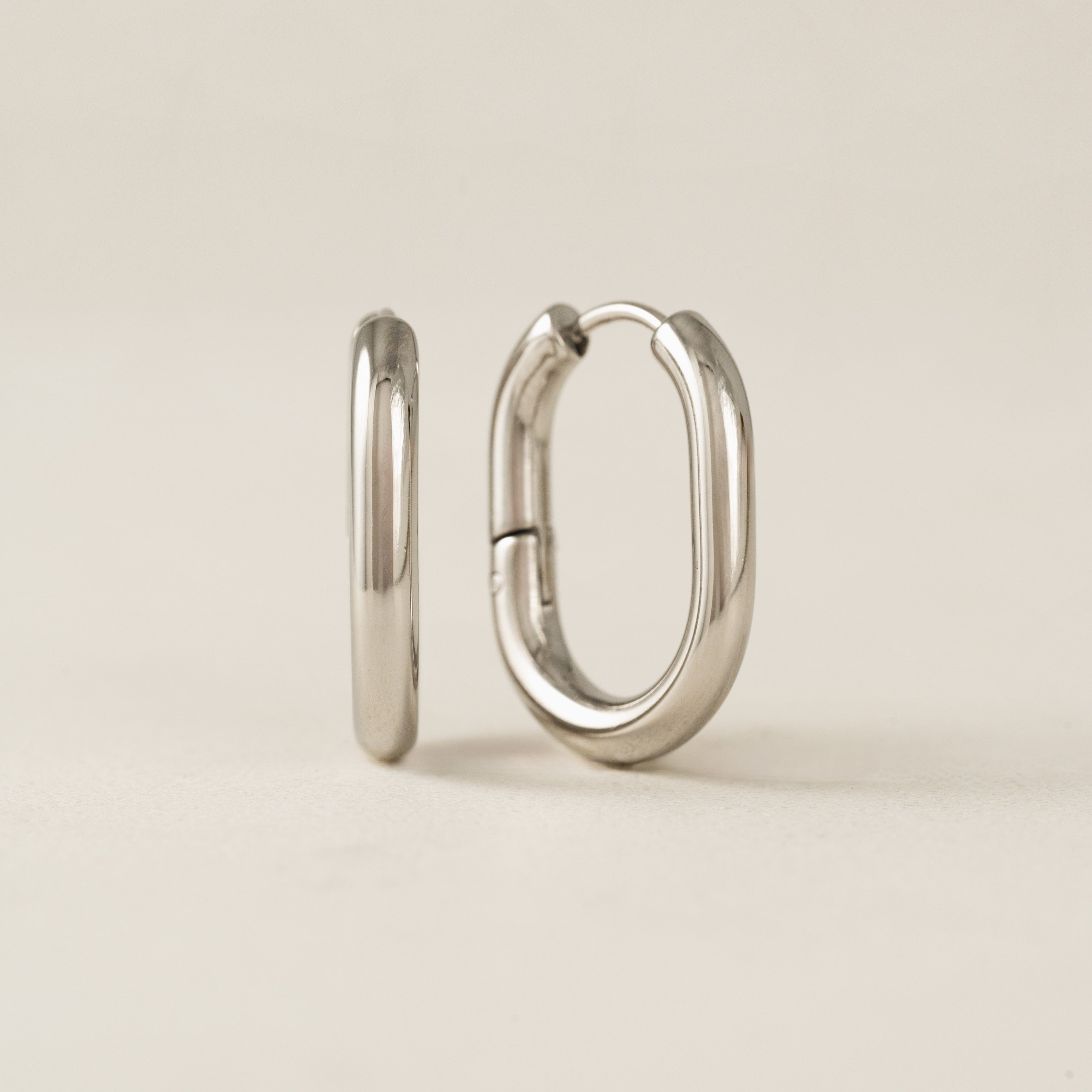 Midi Paperclip Puff Hoop Earrings