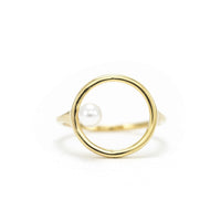 Amari Pearl Ring – Lover's Tempo