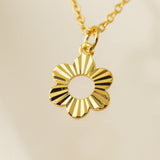 Daisy Fluted Necklace